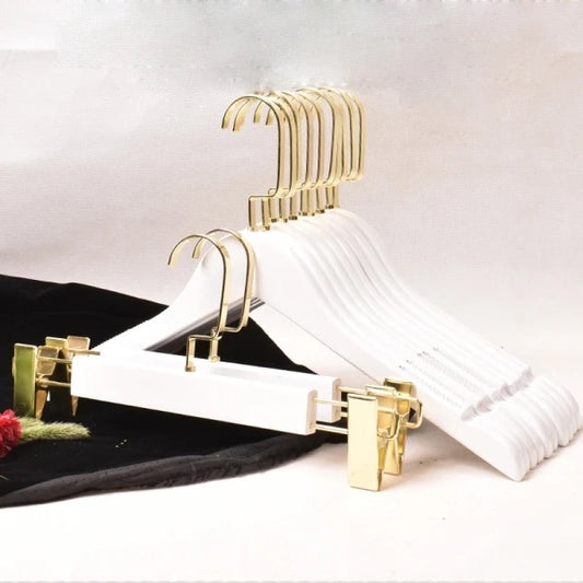 LUXURY WOODEN HANGERS