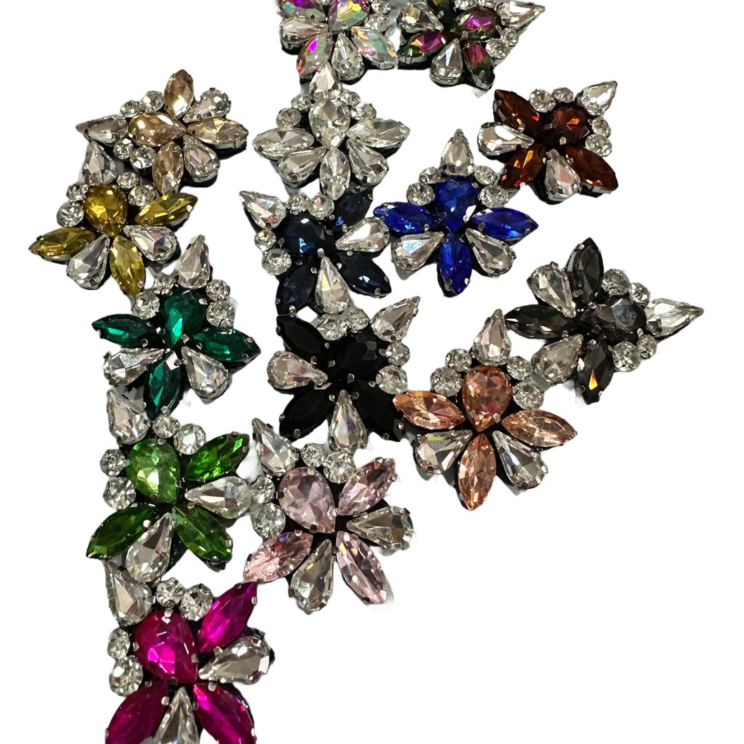 RHINESTONE SPADE APPLIQUE